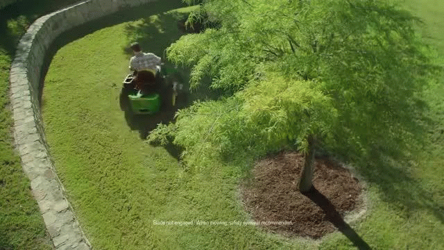 John Deere EZtrak-Z435 with 48-inch deck