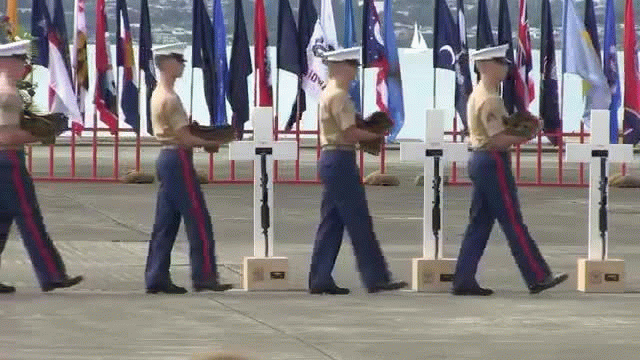 HMH-463 Honors 12 Marines in Memorial Service
