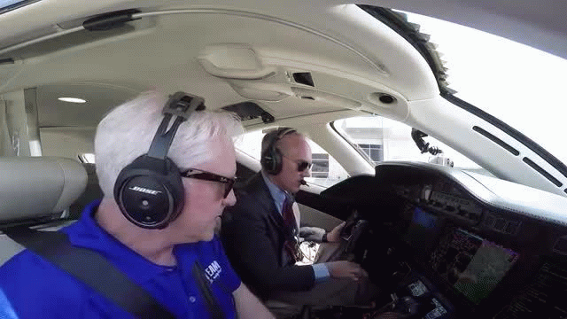 Flying the New HondaJet – AINtv