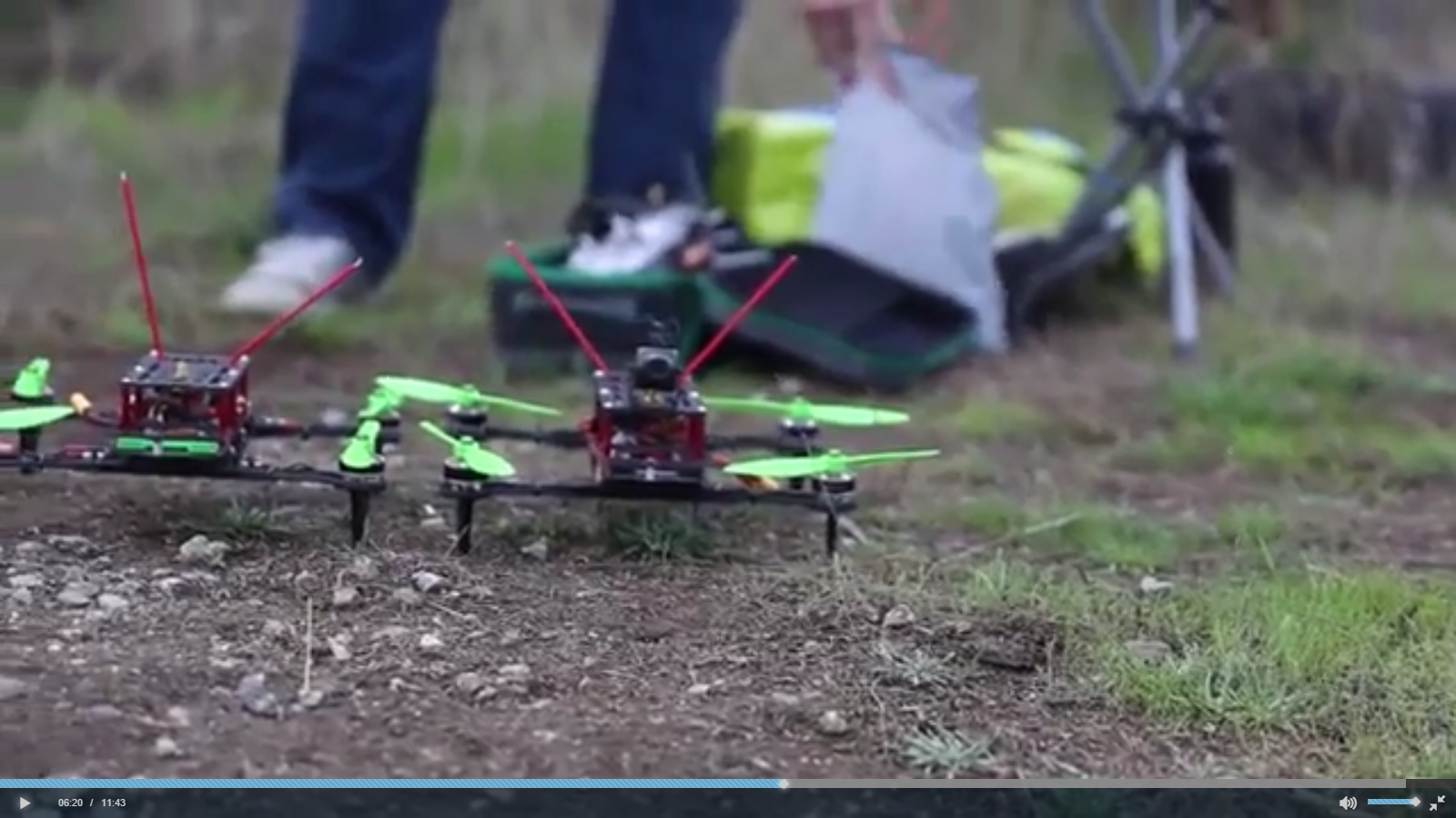 Quadcopter Racing with First Person video1!